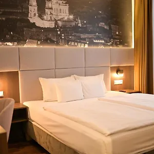 hotellátogatás
